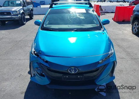 2022 Toyota Prius Prime Le из США, поврежденный, VIN JTDKAMFP3N3218876